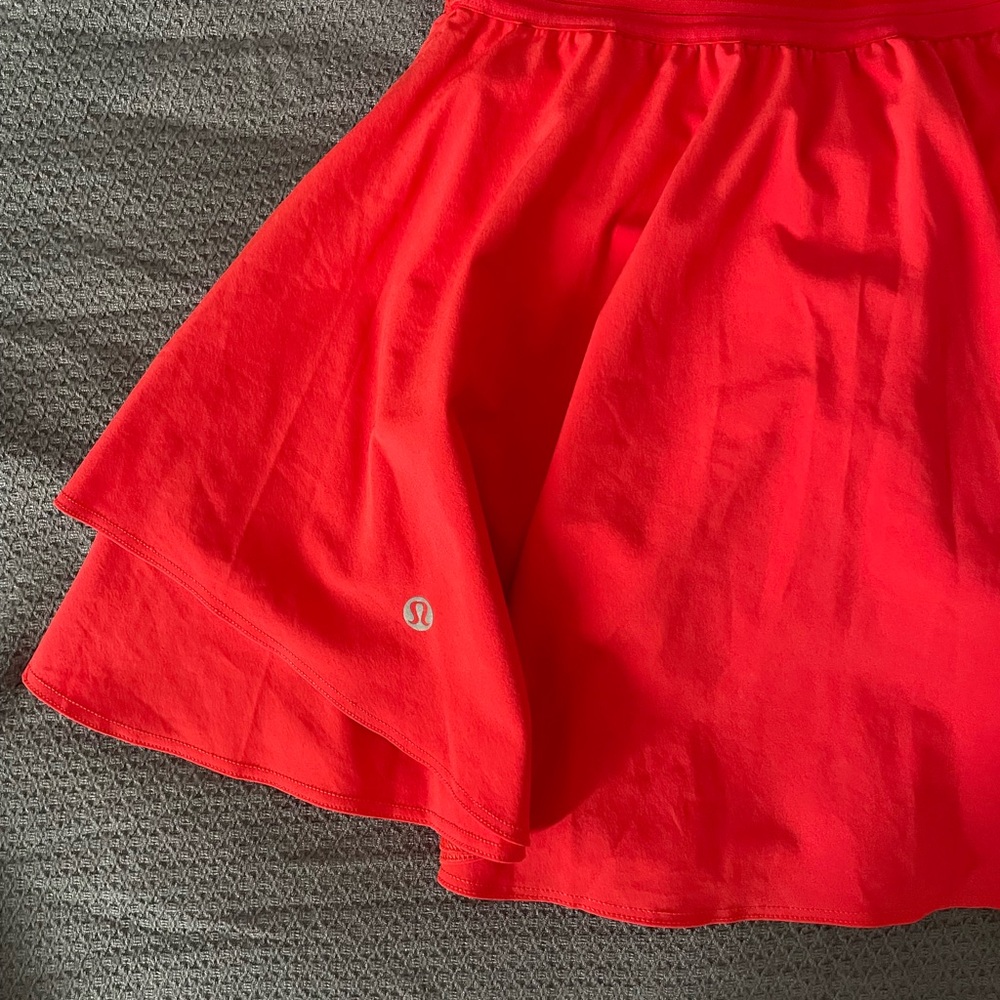 Lululemon Court Rival 14” Skirt in a vibrant Coral color - Picture 6 of 12